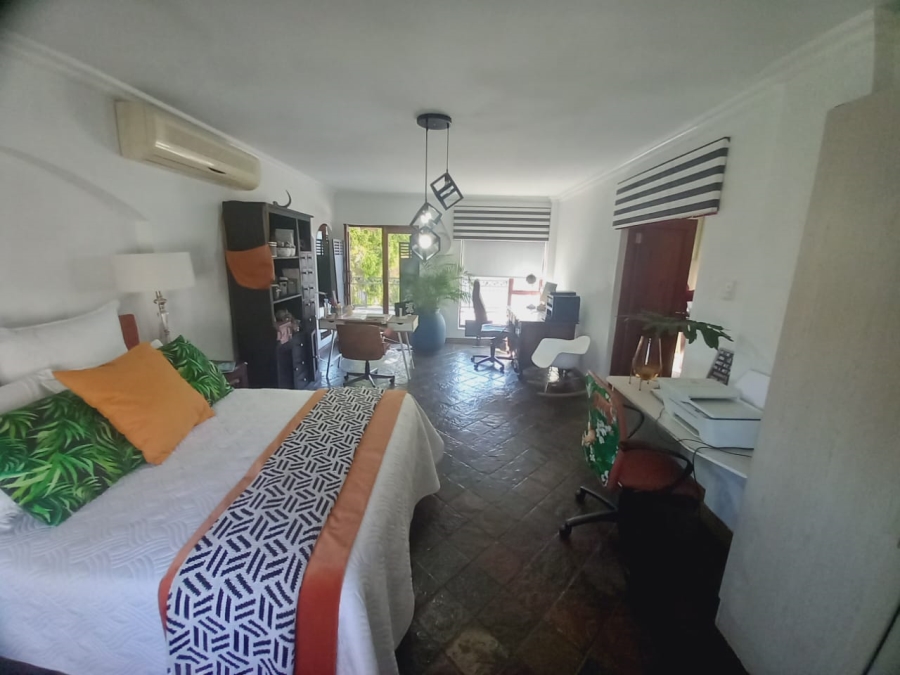 5 Bedroom Property for Sale in Maraldi Estate Free State
